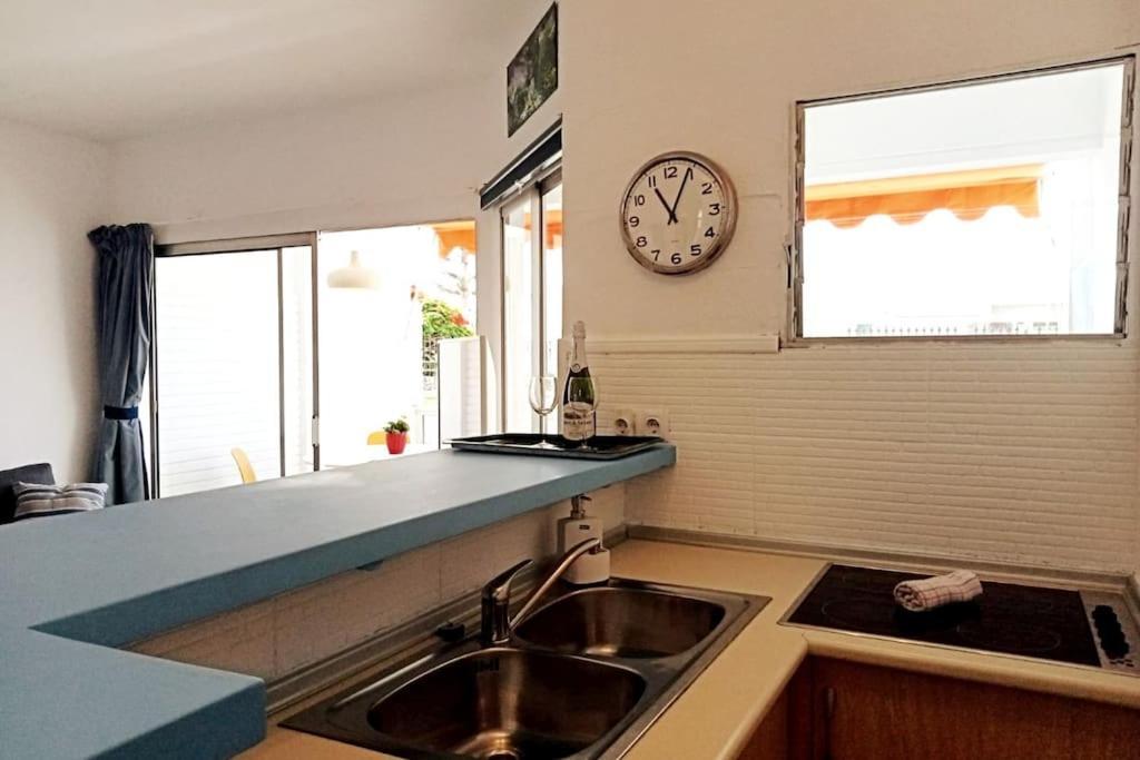 Apartment With Large Terrace, 10 Meters From Playa De Las Burras San Bartolome Bagian luar foto